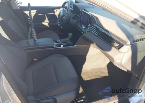 2025 Toyota Camry Le from USA, damaged, VIN 4T1DAACKXSU512731